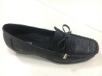 women comfortable moccasin shoes