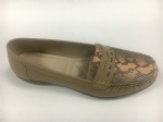 women comfortable moccasin shoes
