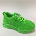 women sporte shoes