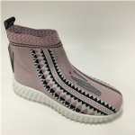 women sporte shoes